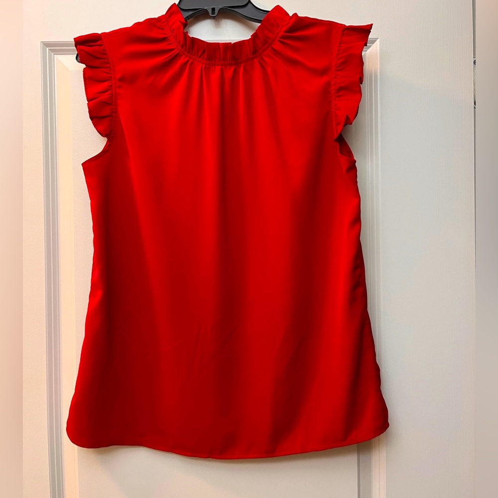 Boutique Red blouse w/ruffle sleeves•size sm•great condition